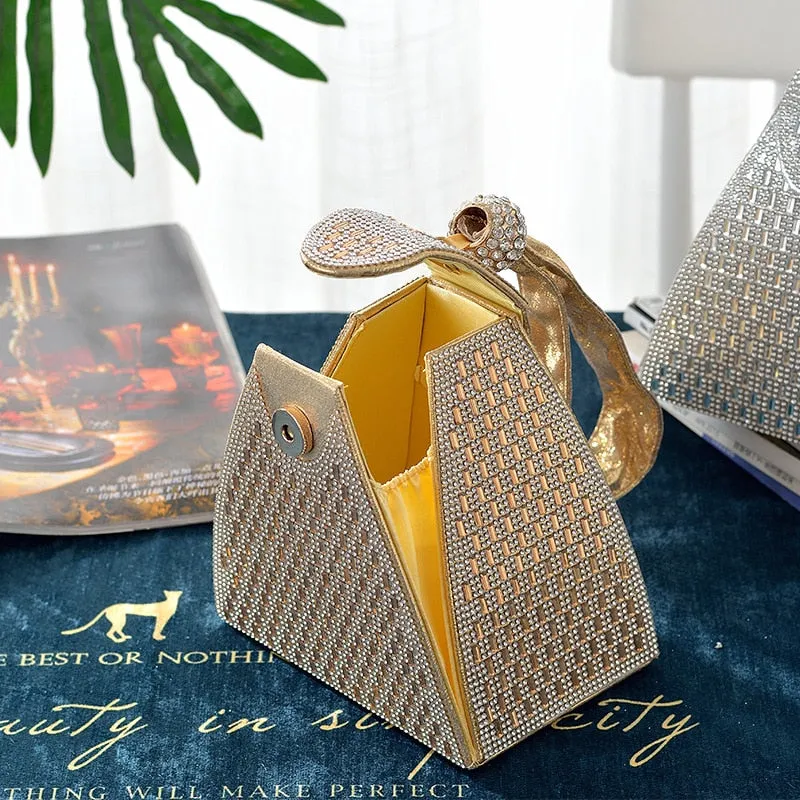 2022 Summer Diamond Clutch Bag Ladies Luxury Party Evening Bag Fashion Triangle Wedding Bridal Bag Luxury Designer Handbags