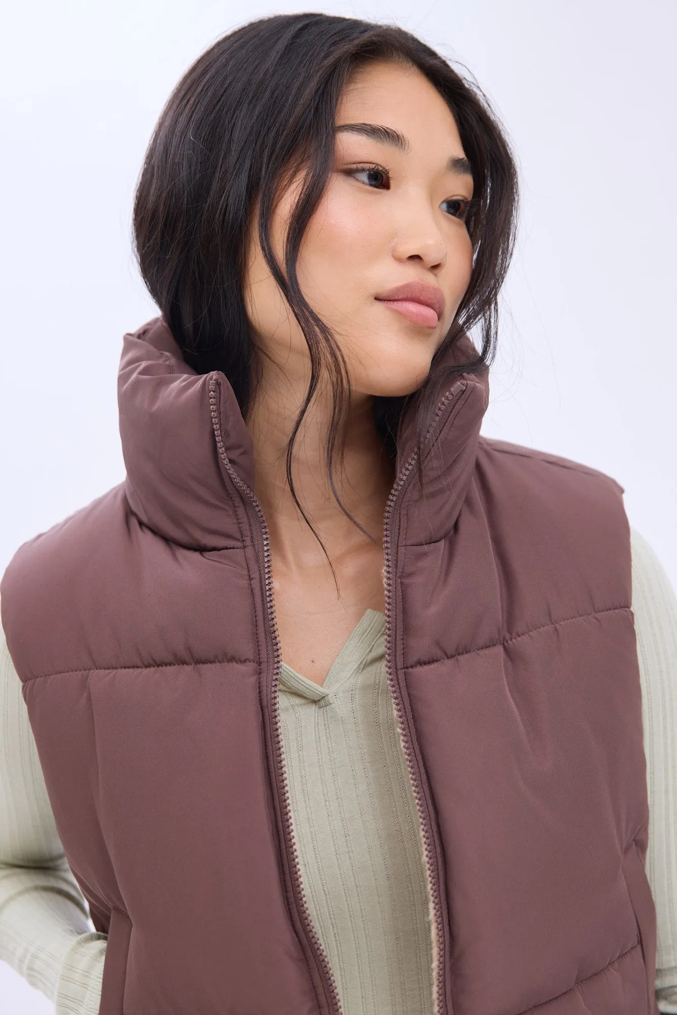 AERO Zip-Up Cropped Puffer Vest