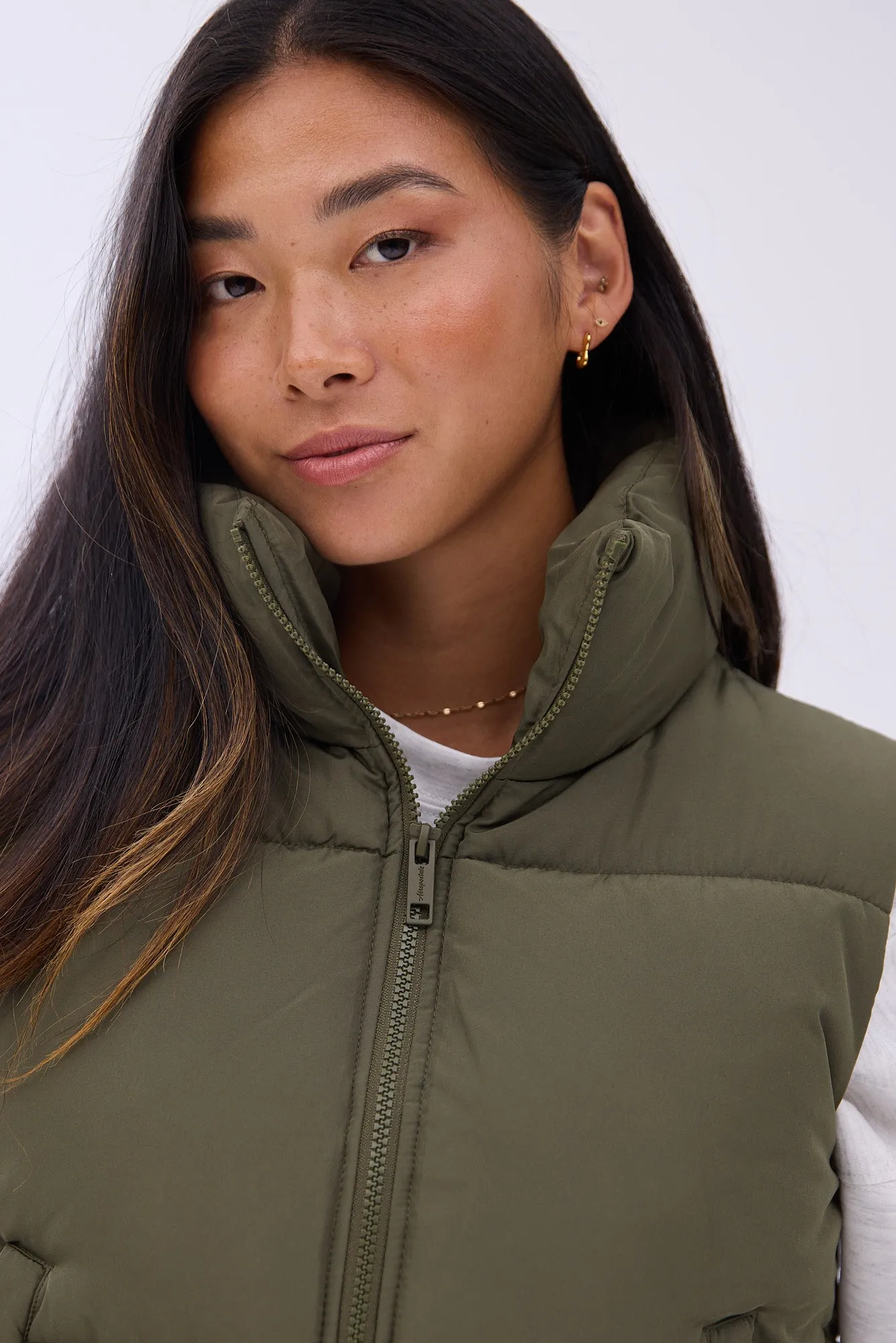 AERO Zip-Up Cropped Puffer Vest