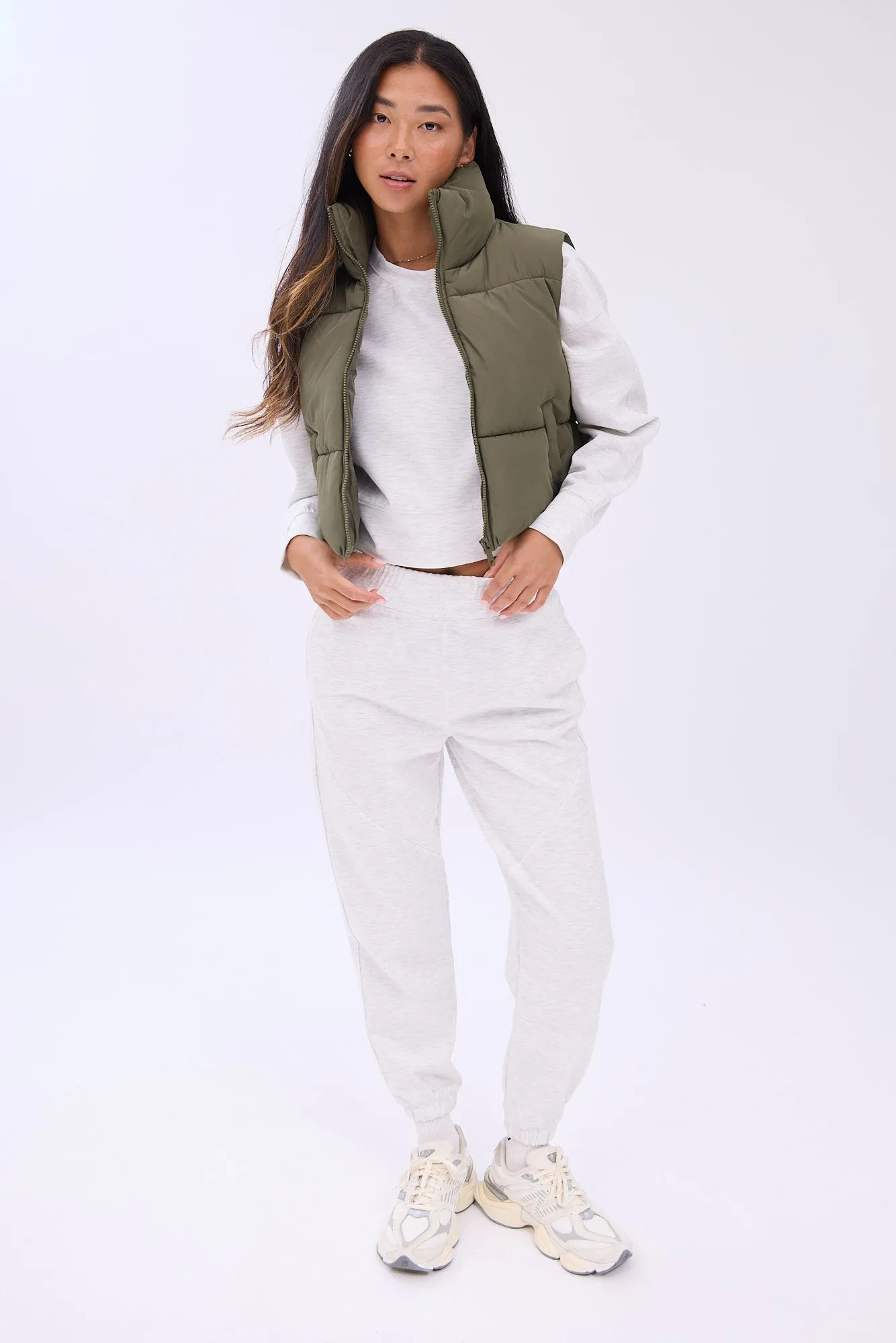 AERO Zip-Up Cropped Puffer Vest