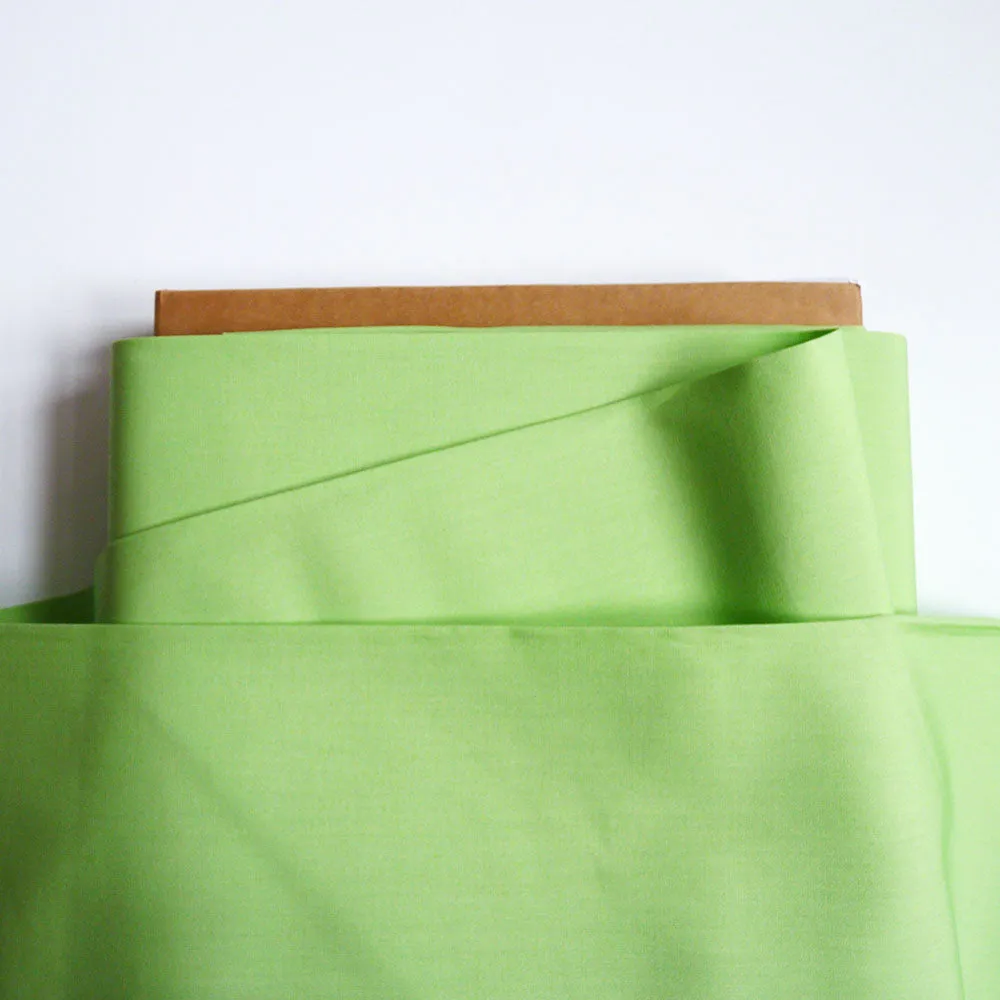 Art Gallery Fabrics : Pure Solids - Pistachio Creme