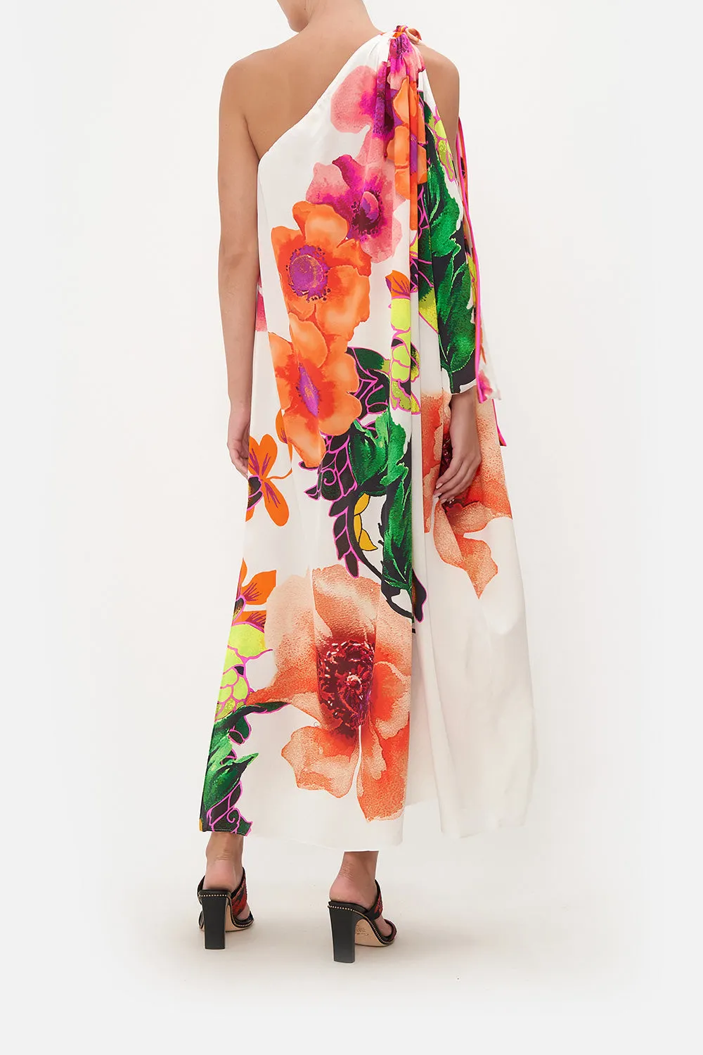 ASYMMETRIC HARDWARE KAFTAN PRETTY AS A POPPY