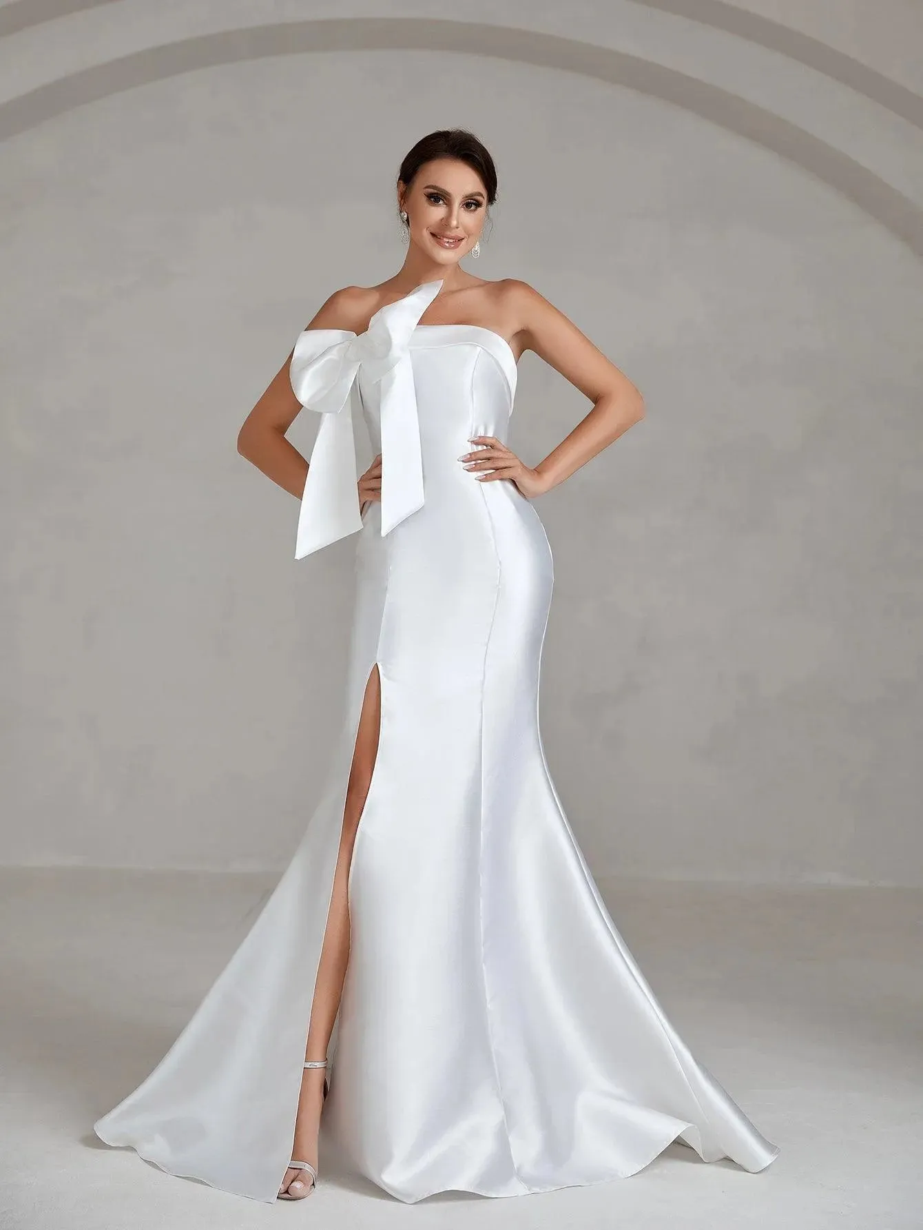 Bow Decor Slit Mermaid Hem Satin Tube Wedding Dress