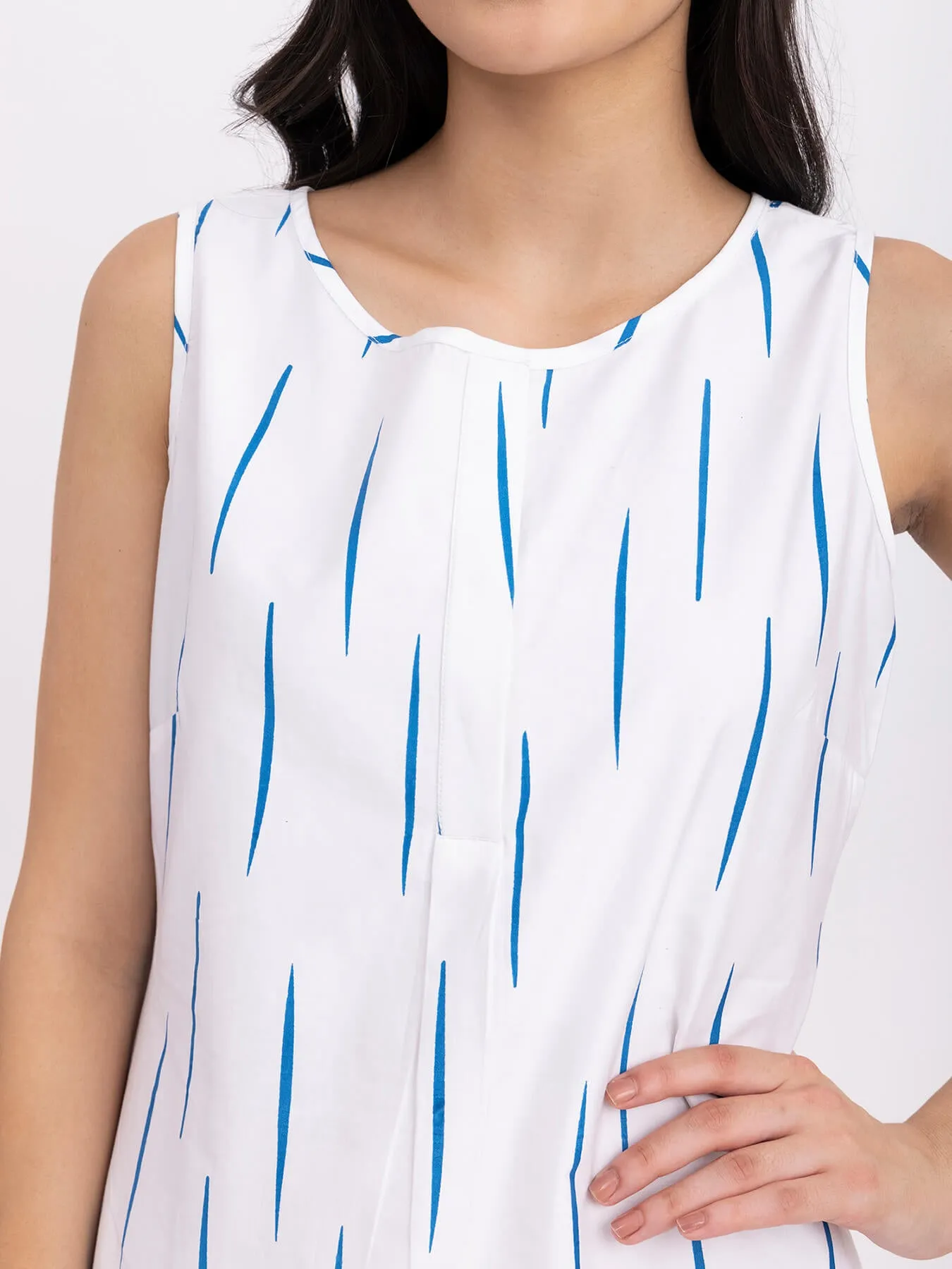 Cotton Geometric Print Shift Dress - White And Blue