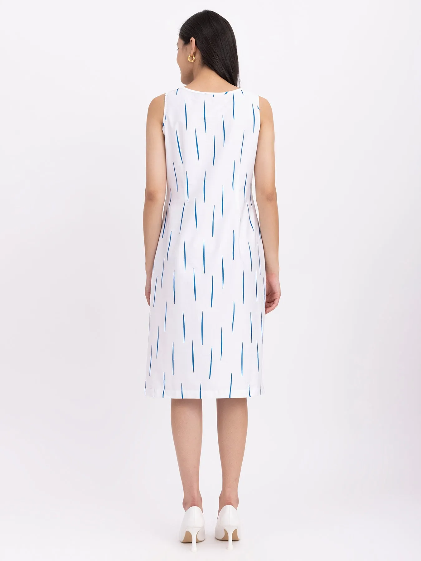 Cotton Geometric Print Shift Dress - White And Blue