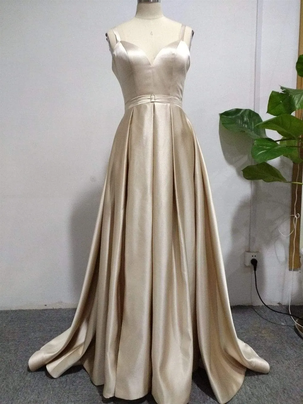 Sweetheart Long Evening Gown