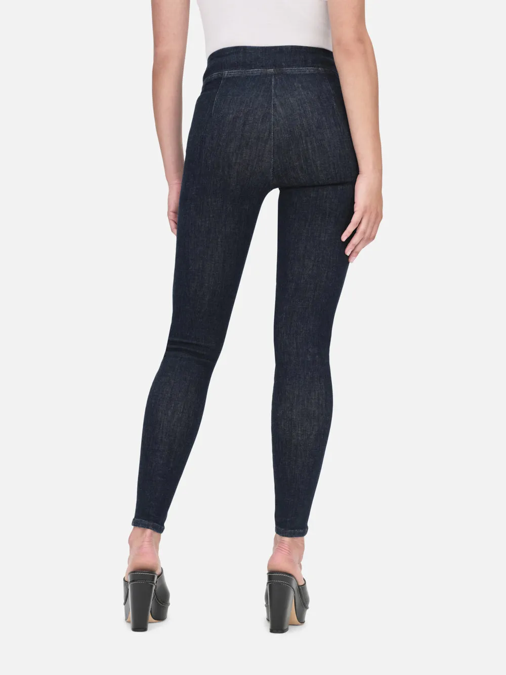 The Jetset Skinny Crop -- Keller